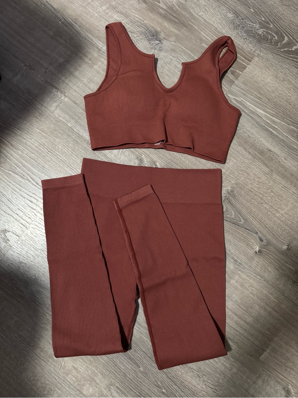 Ribbed V-Neck Seamless Crop Top & High-Waist Leggings Set - Rust